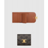 셀린느 스몰 트리옹프 플랩 지갑 10D782