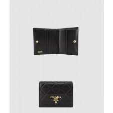 프라다 모노크롬 카드지갑 1M0204